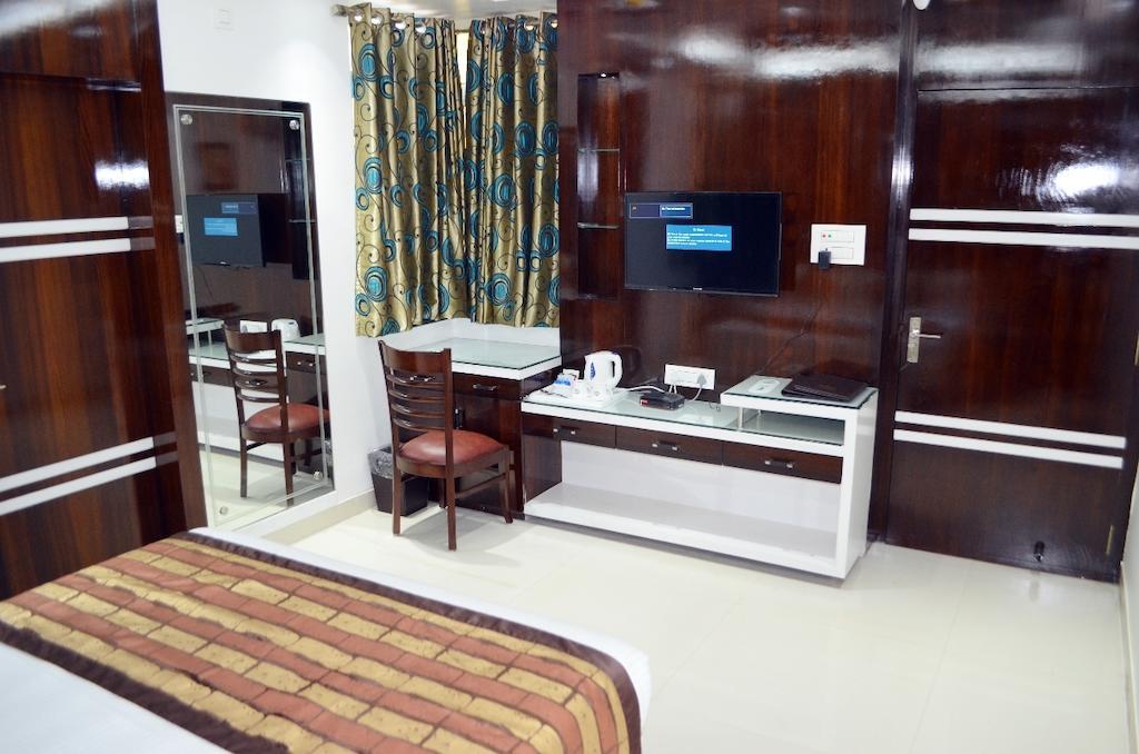 Frontline Residency Hotel Patna  Room photo