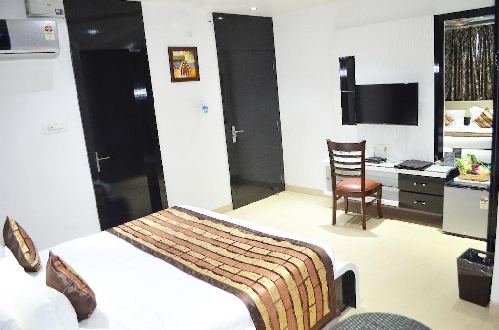 Frontline Residency Hotel Patna  Room photo